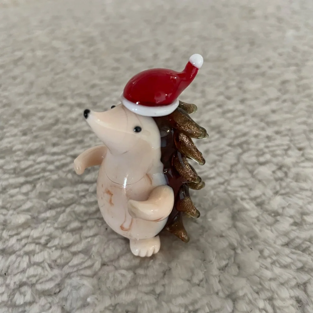 SET OF 2 PIER 1 IMPORTS TINY BLOWN GLASS CHRISTMAS HEDGEHOG DECOR NWTSET OF 2
